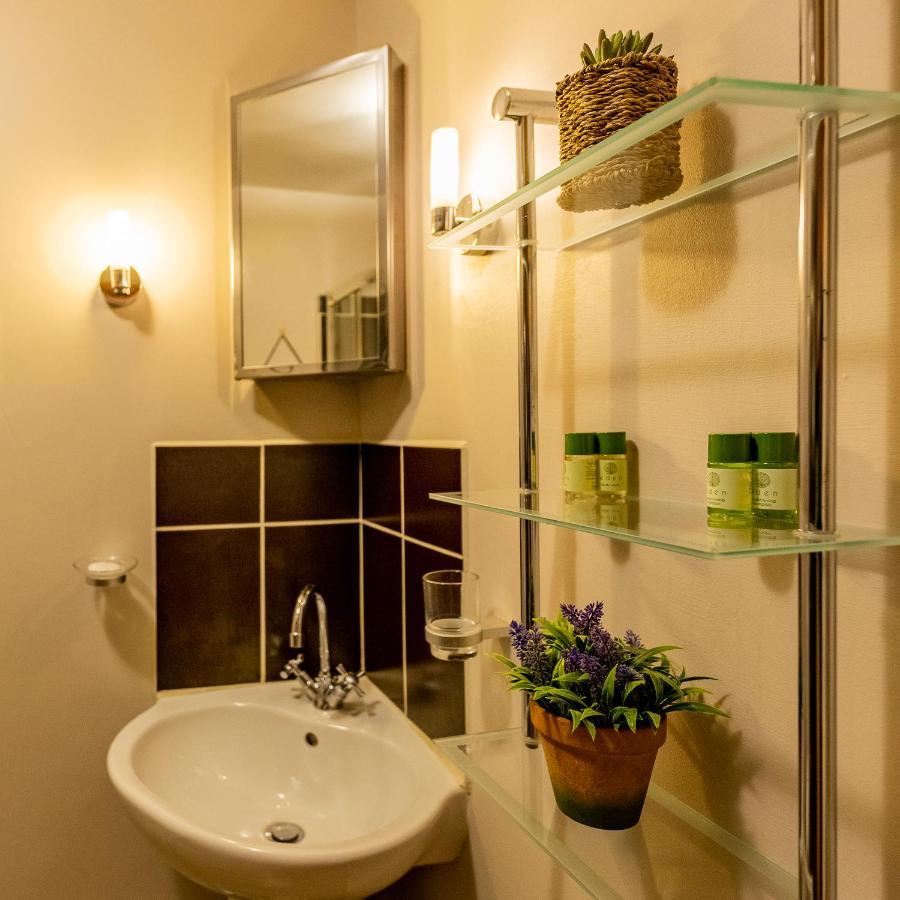 Paible Benview Bed And Breakfast & Luxury Lodge, Isle Of North Uist מראה חיצוני תמונה