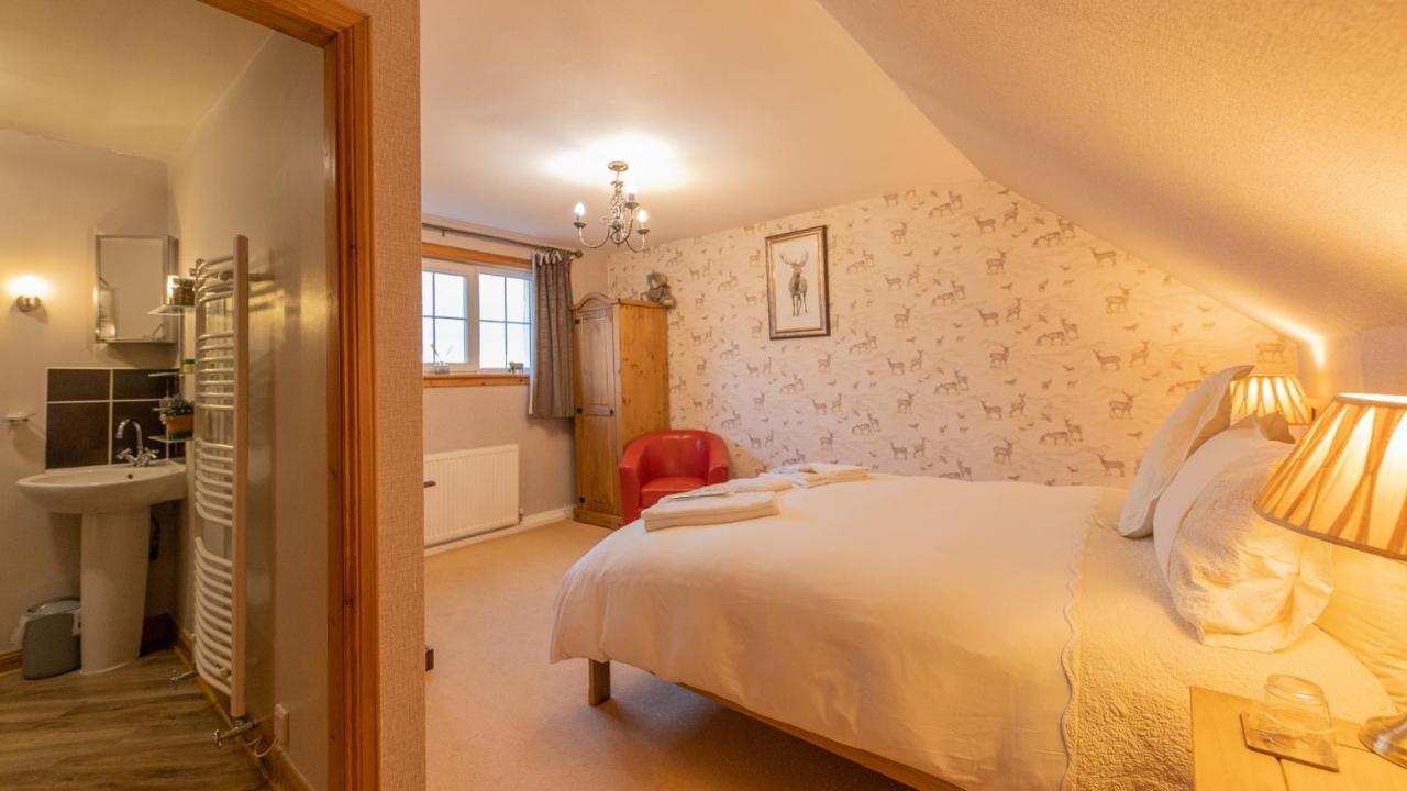 Paible Benview Bed And Breakfast & Luxury Lodge, Isle Of North Uist מראה חיצוני תמונה