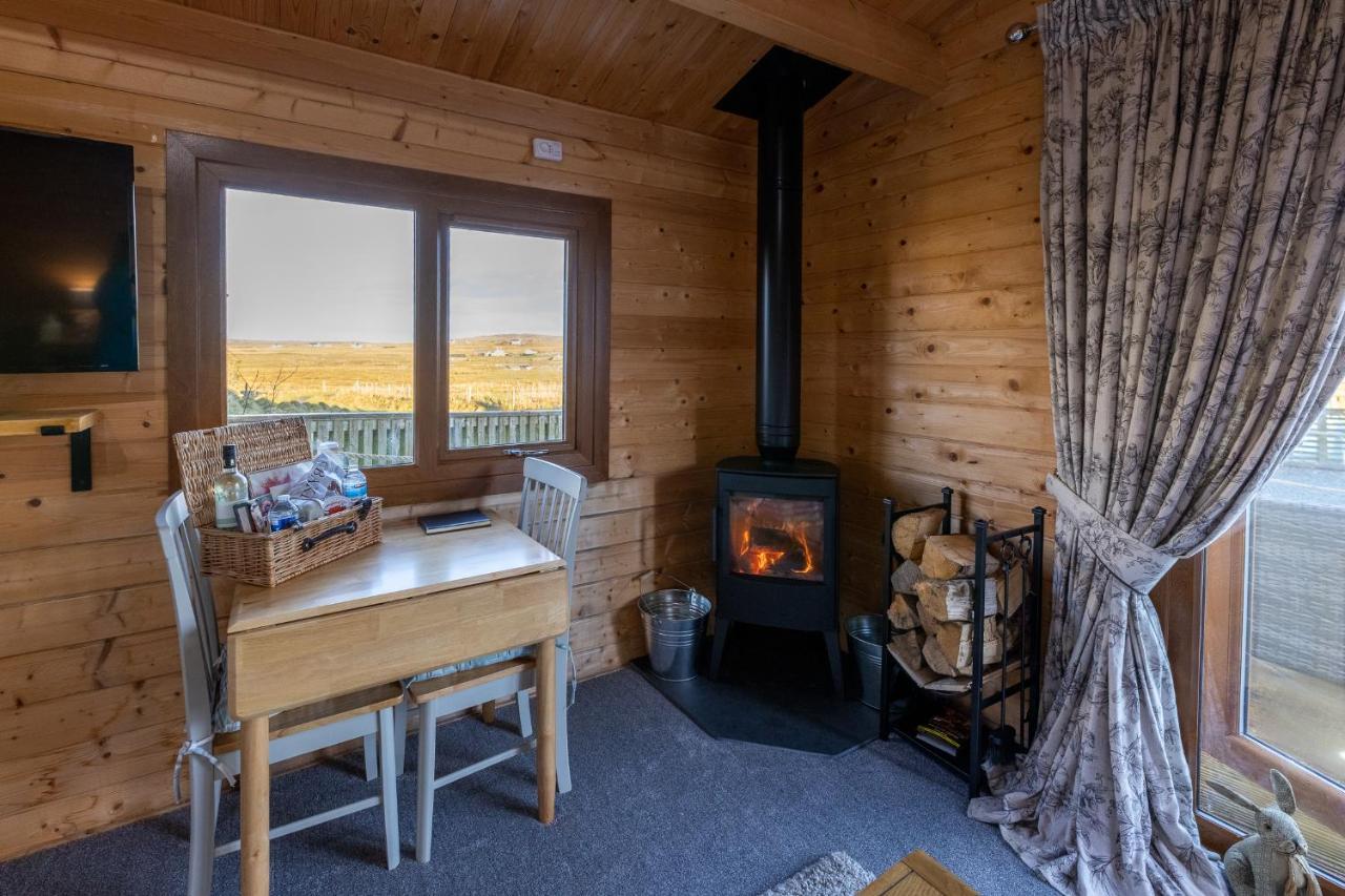Paible Benview Bed And Breakfast & Luxury Lodge, Isle Of North Uist מראה חיצוני תמונה